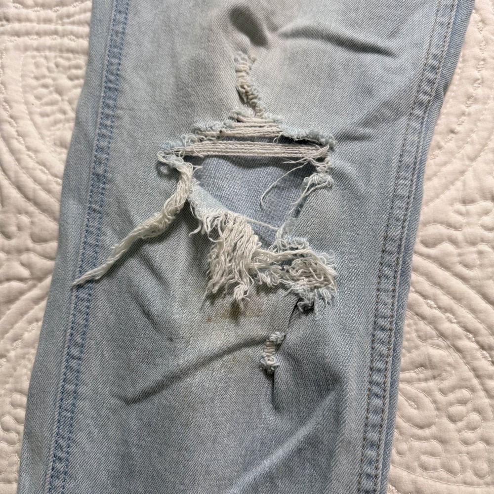 Hollister Vintage Boyfriend Jeans Wms 3 /W26 Light Blue Distressed Ripped Denim - Picture 5 of 11